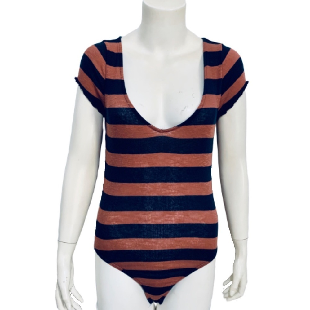 TEN SIXTY SHERMAN | Deep V- Neck Striped Bodysuit